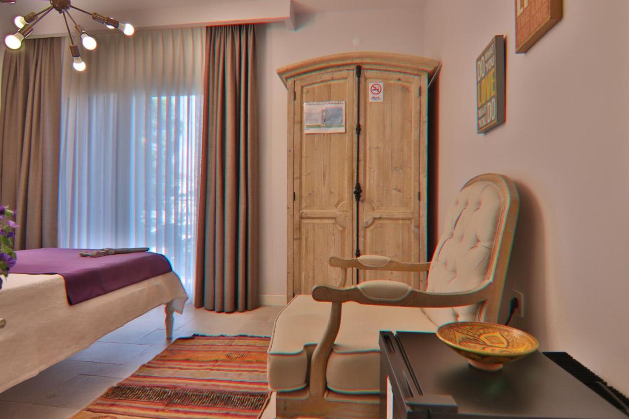 Alacaat Otel Alacati Exterior foto