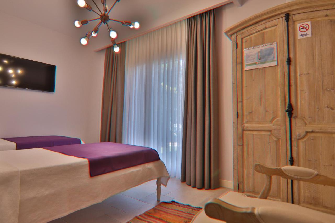 Alacaat Otel Alacati Exterior foto