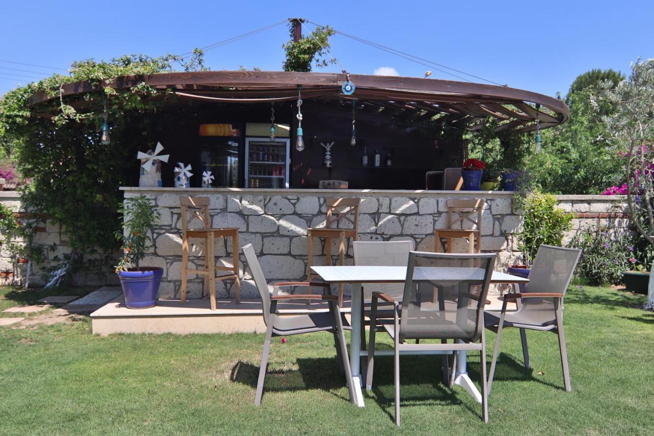 Alacaat Otel Alacati Exterior foto