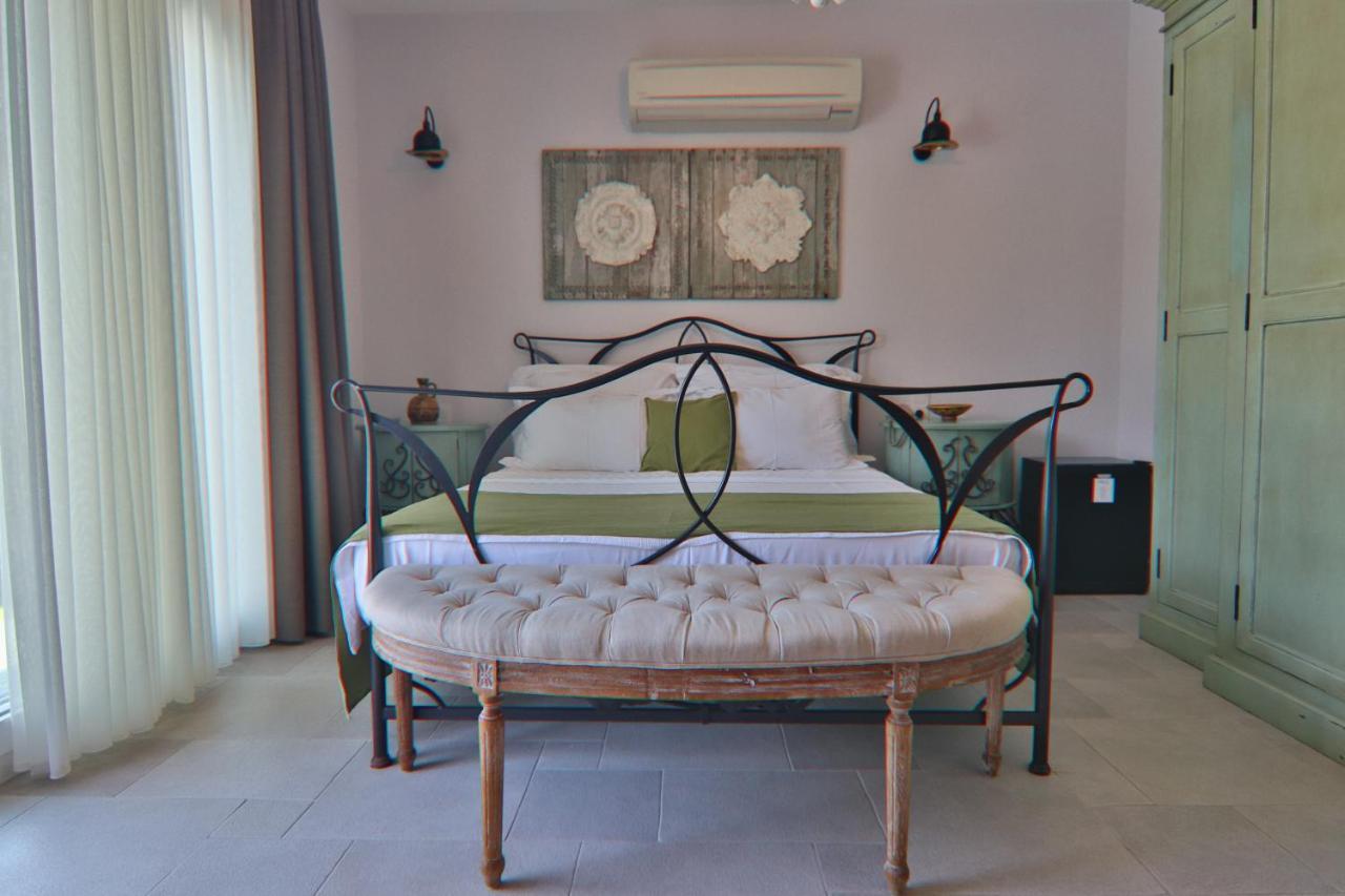 Alacaat Otel Alacati Exterior foto